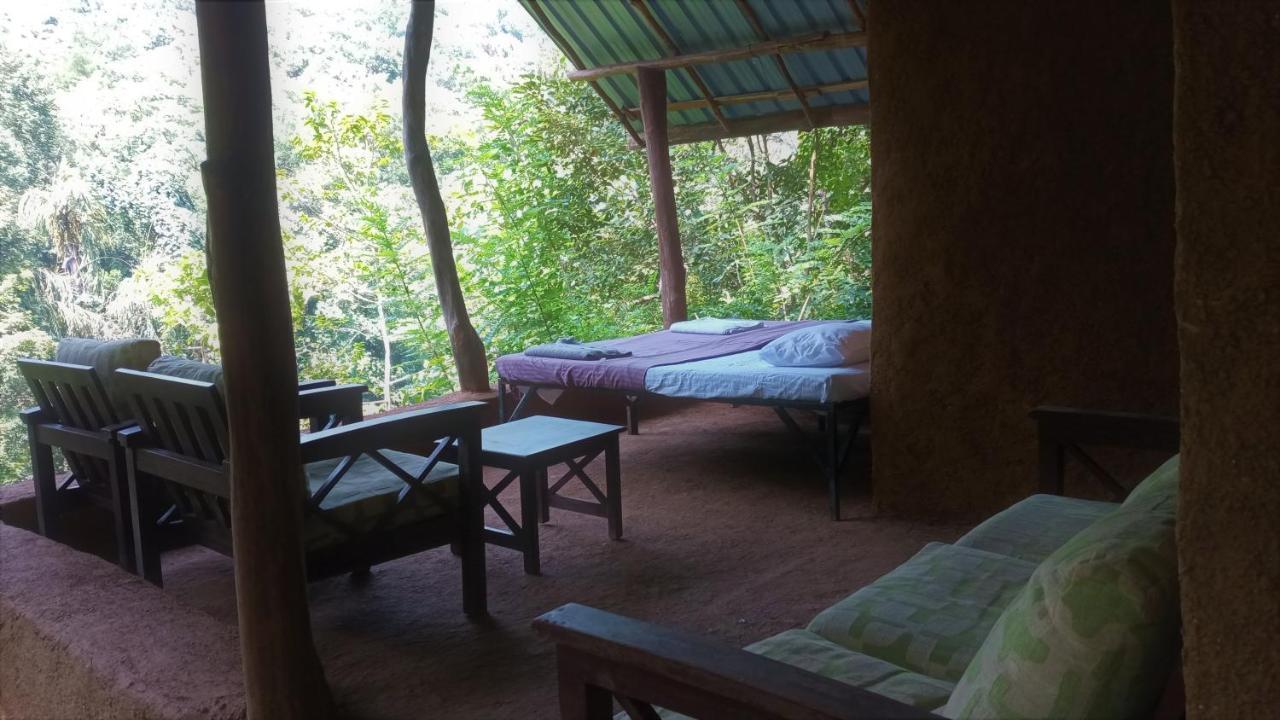 Chalet In The Jungle Pallegama Buitenkant foto